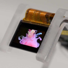 Hochauflösendes OLED Mikrodisplay für Augmented-Reality
