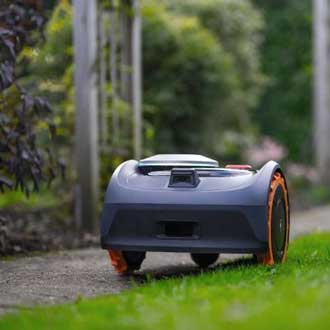 Mähroboter mit KI Segway