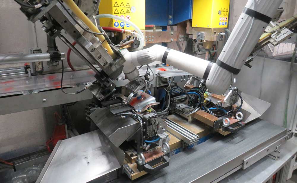 Igus Cobot bei Meleghy Automotive